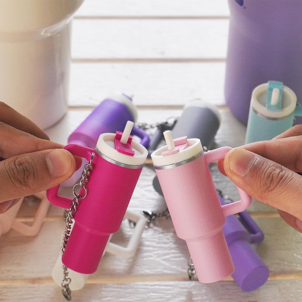 (🌲Christmas Hot Sale- 49% OFF) Cute Mini Cup Keychain